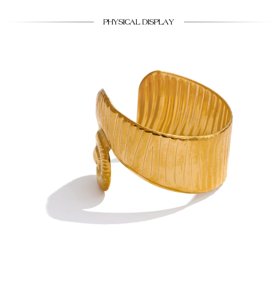 Big Shell Bangle