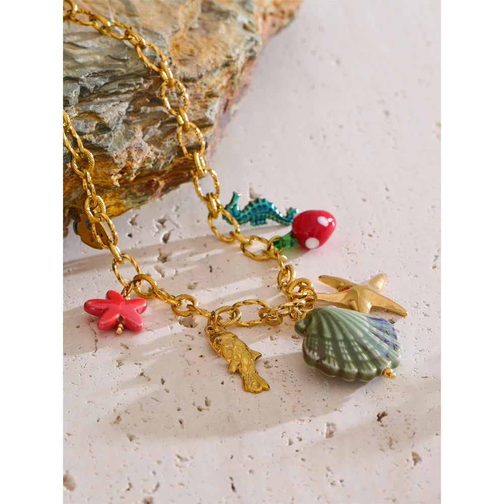 Shell Pendant Necklace